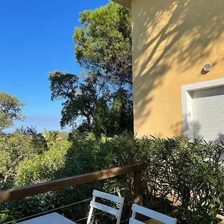 Pietra Rossa Sainte-Lucie de Porto-Vecchio